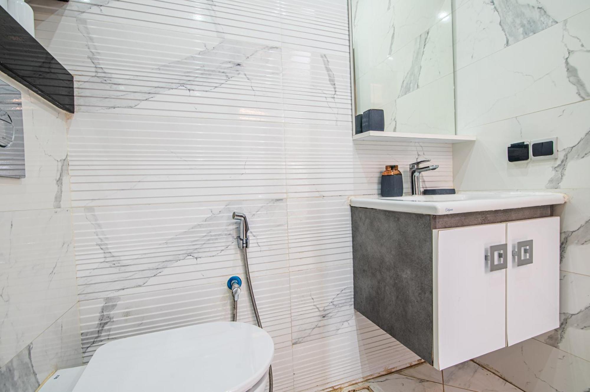 Apartment Modern In The Center Of With Panoramic View *